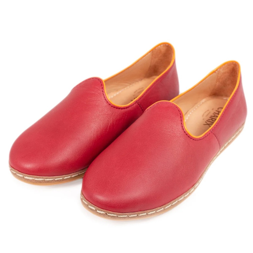 CHARIX leather Cherry red! Perfect shoes in box! Retail $175!
